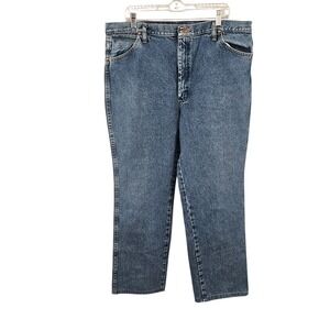 Wrangler Men's Blue Jeans Size 40x32 Regular Fit Classic Denim Straight Leg